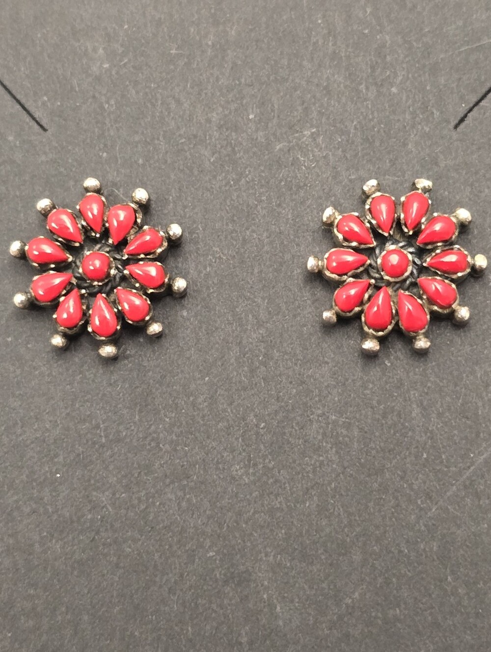 Vtg Native American Sterling Silver Red Coral Petite Point Post Earrings .58"